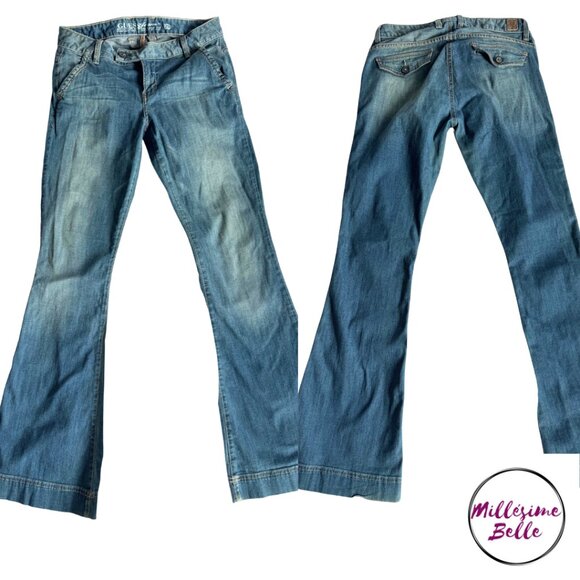 Guess Distressed Bell Bottom Jeans - Picture 1 of 4